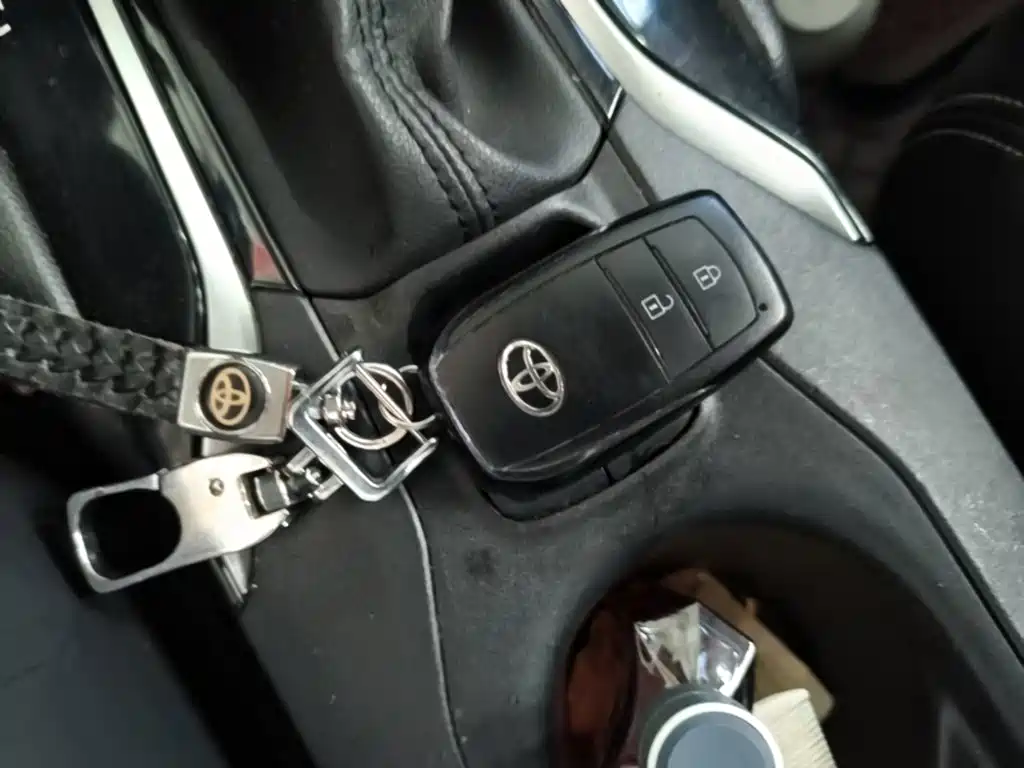Toyota Frontlander — миниатюра 9