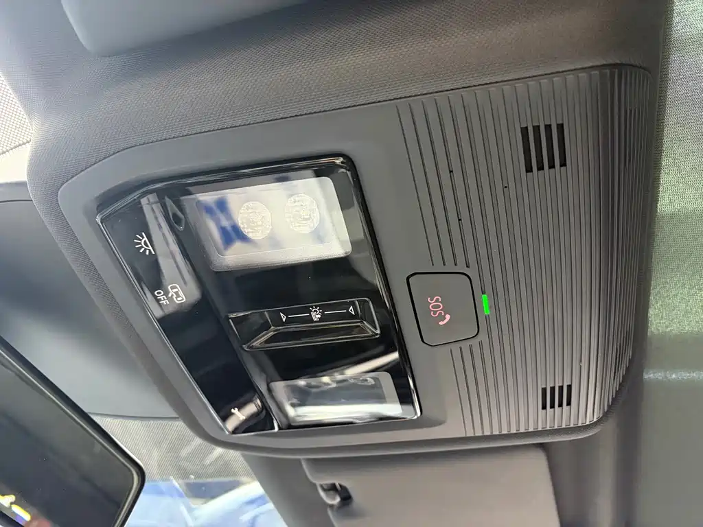 Volkswagen ID.4 Crozz — миниатюра 14