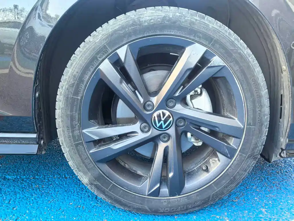 Volkswagen Golf — миниатюра 22