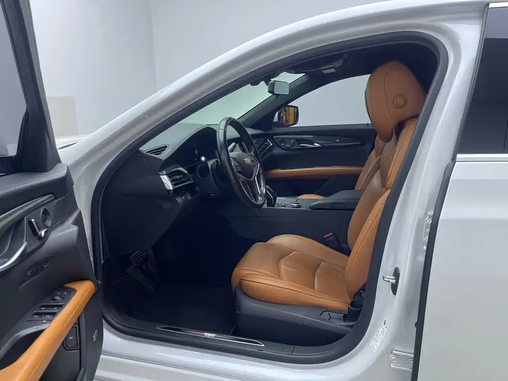 Cadillac CT6 — миниатюра 11