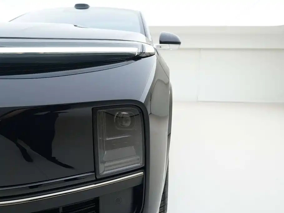 Li Auto Li L8 — миниатюра 13