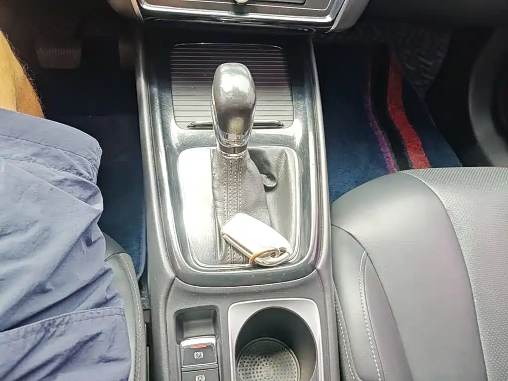 Roewe i5 — миниатюра 14