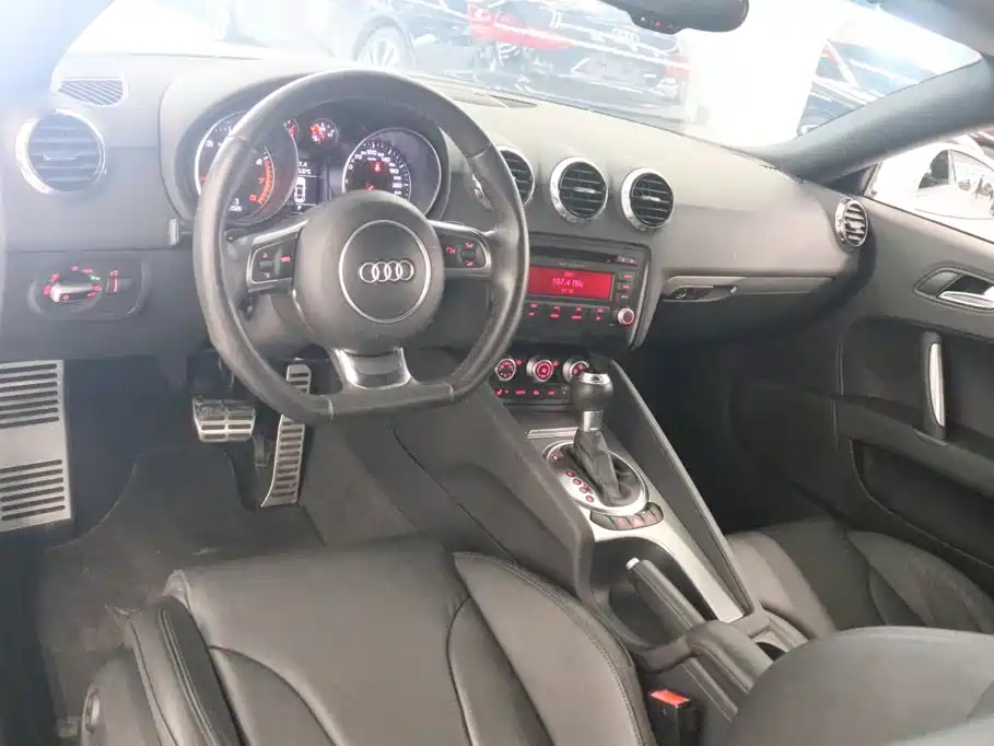 Audi TT — миниатюра 9