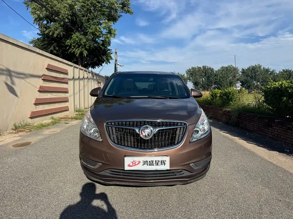 Buick GL8 — миниатюра 2