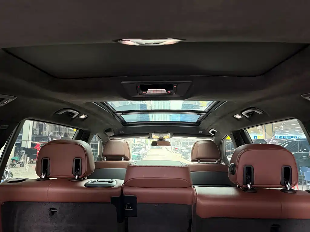BMW X7 — миниатюра 18