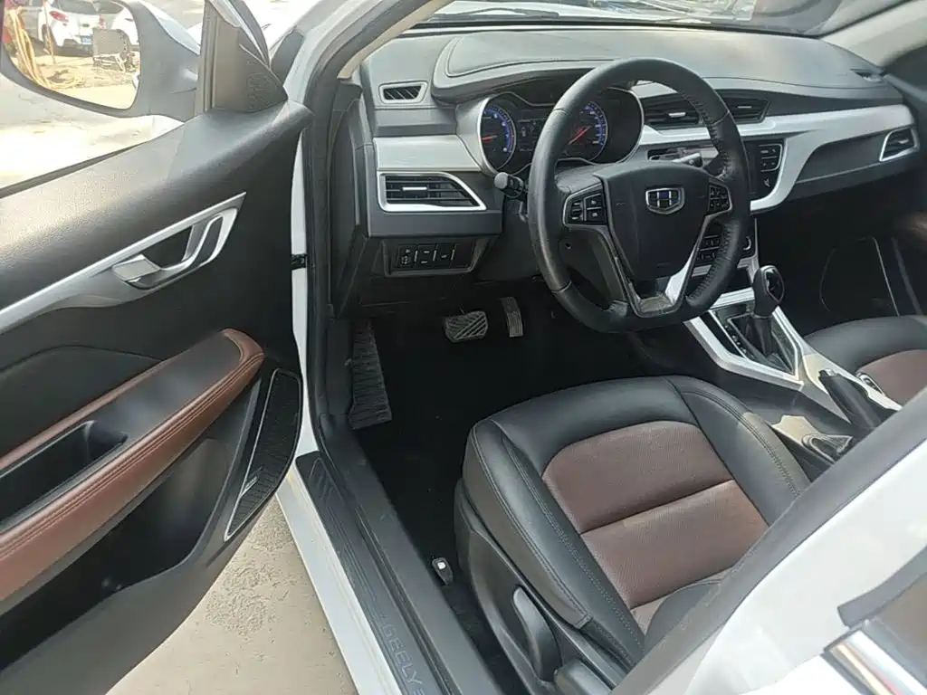 Geely Vision — миниатюра 16