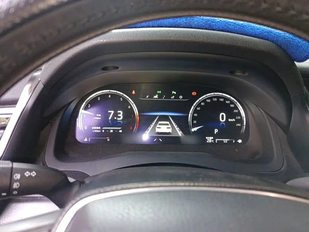 Toyota Camry — миниатюра 4