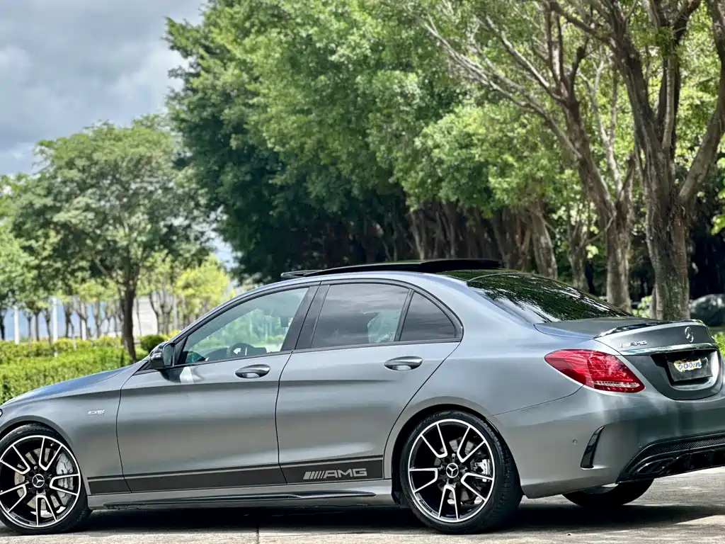MERCEDES-BENZ C CLASS AMG