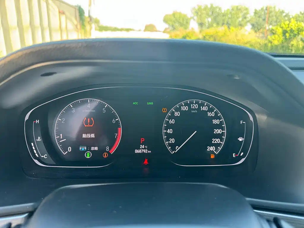 Honda Accord — миниатюра 12