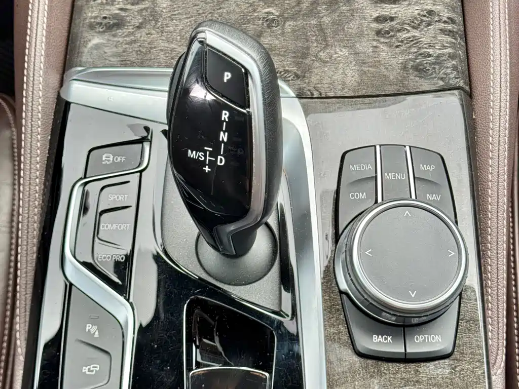 BMW 6 Series GT — миниатюра 17