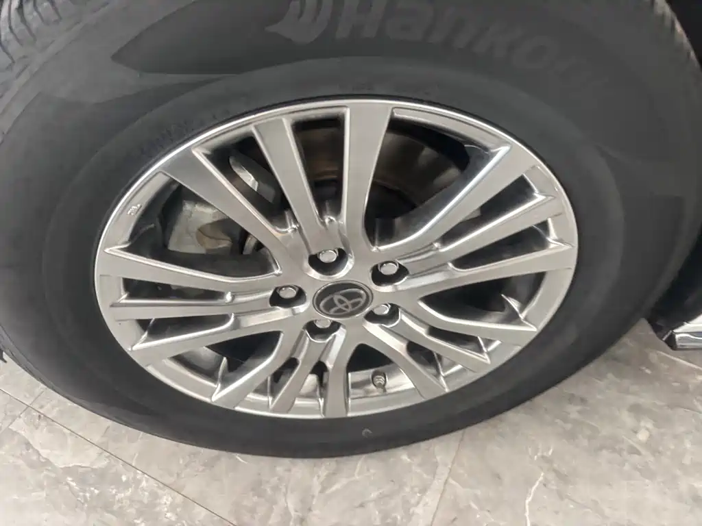 Toyota Sienna 2021 2.5L Luxury