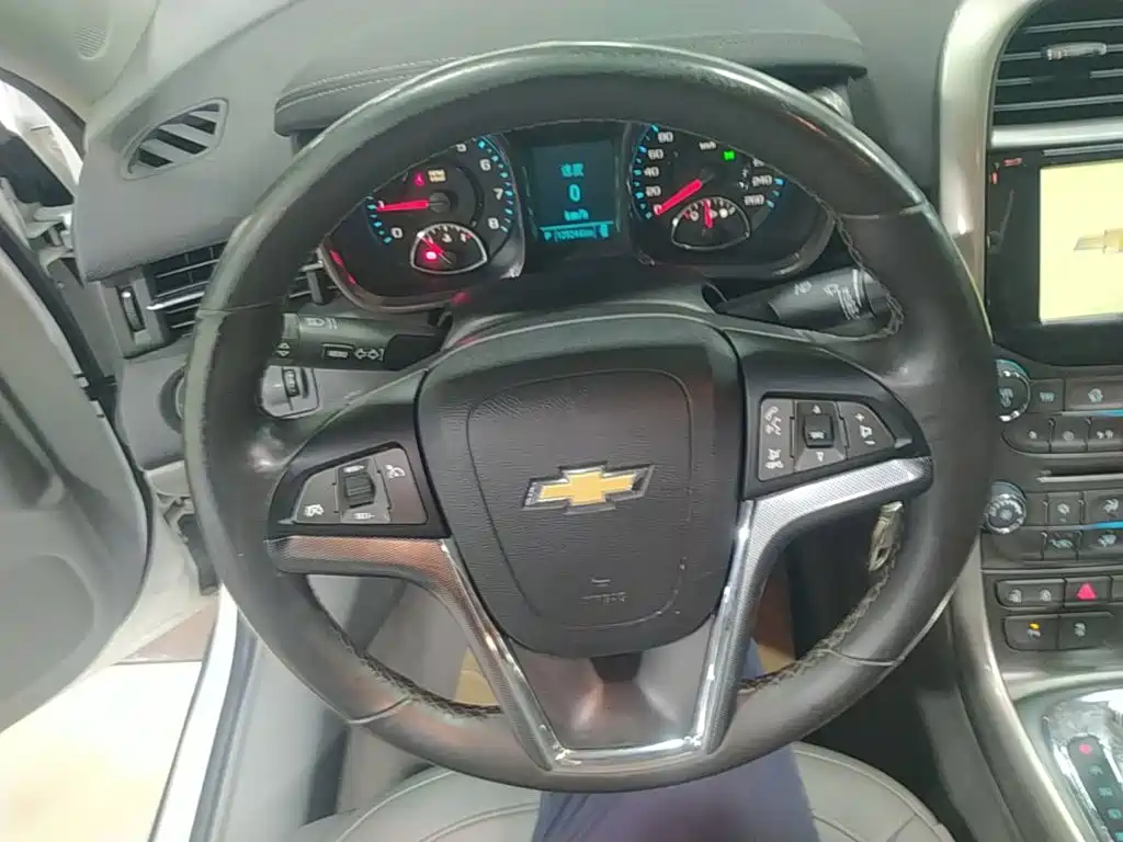 Chevrolet Malibu — миниатюра 11