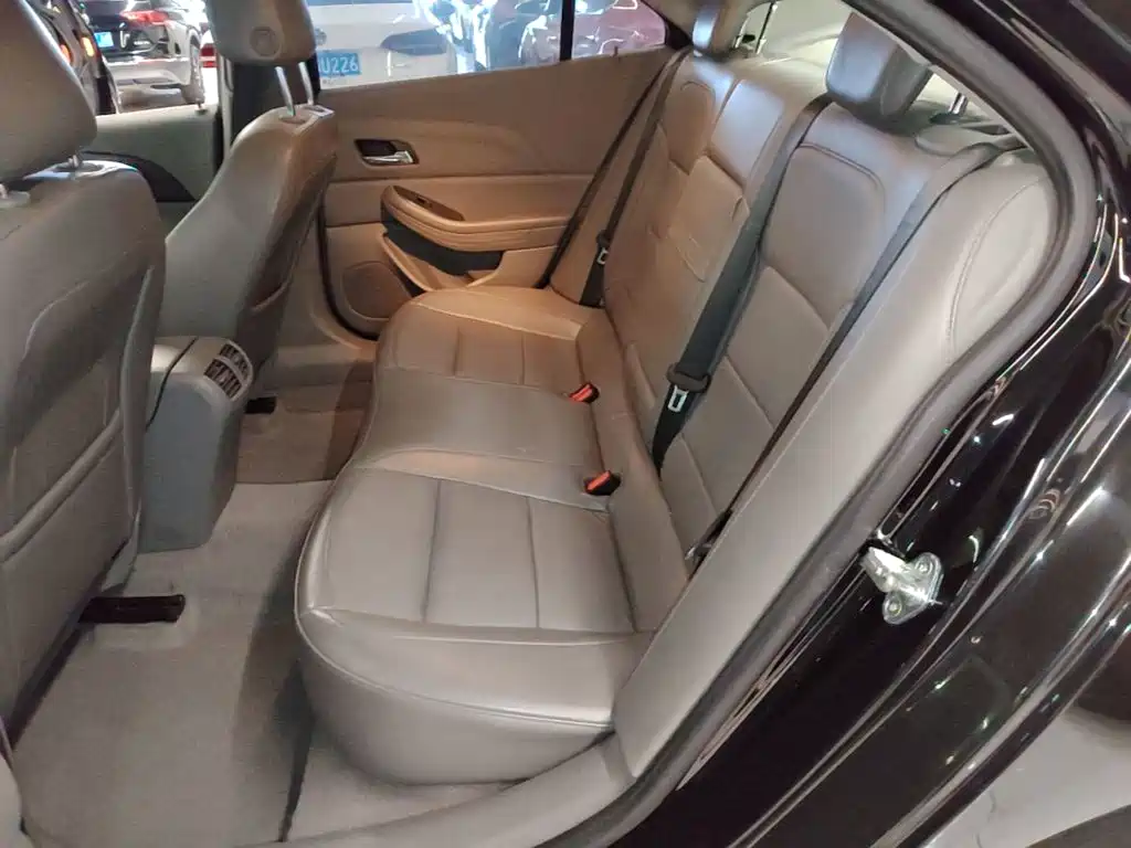 Chevrolet Malibu — миниатюра 17