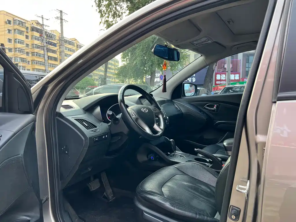 Hyundai ix35 — миниатюра 8