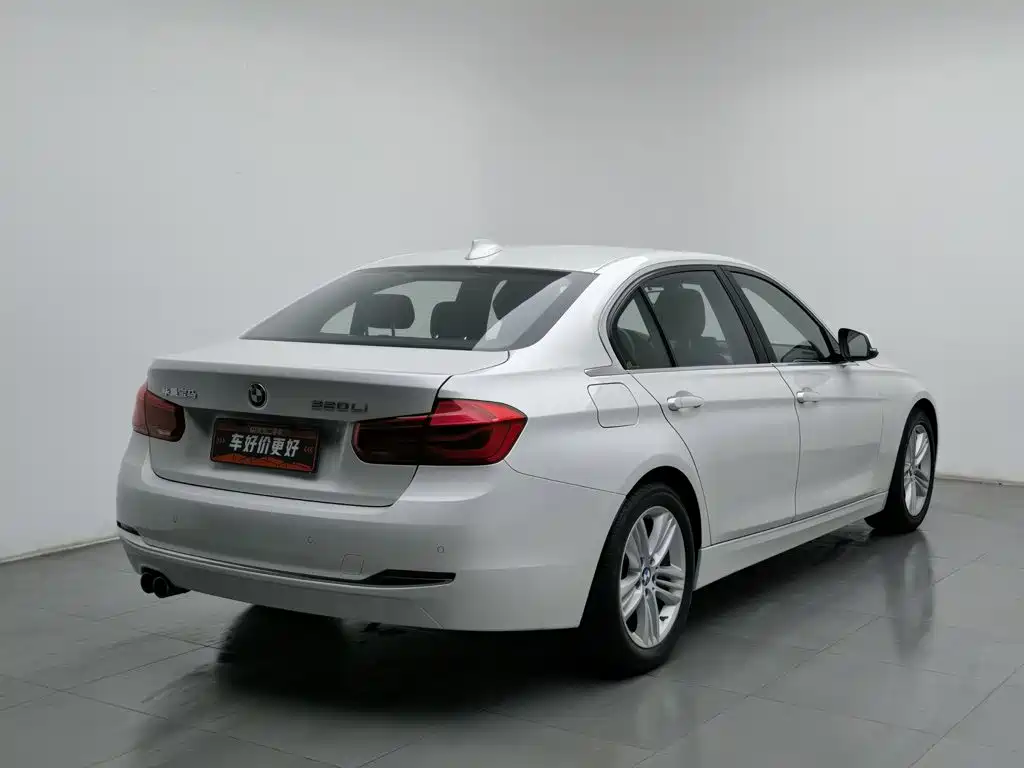 BMW 3 Series — миниатюра 2