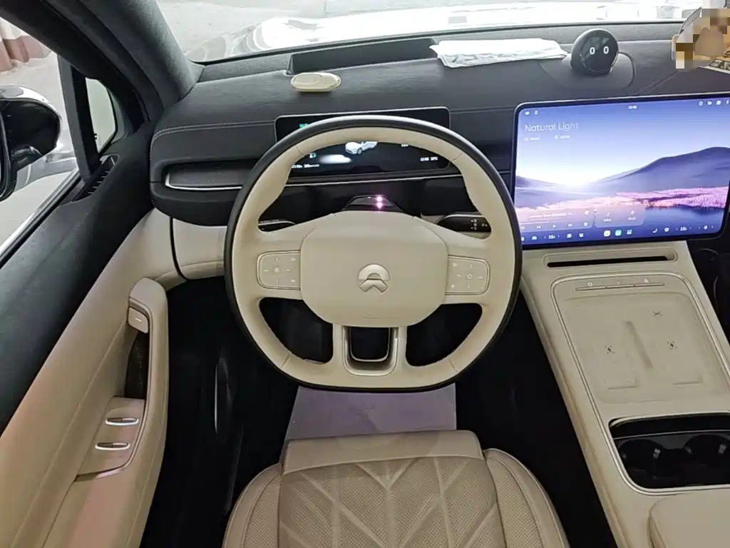 NIO EC6 — миниатюра 11