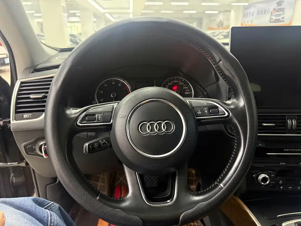 Audi Q5 — миниатюра 15