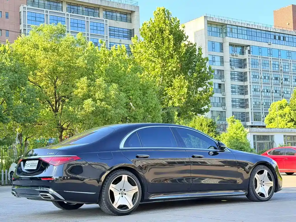 Mercedes-Benz S-Class — миниатюра 9