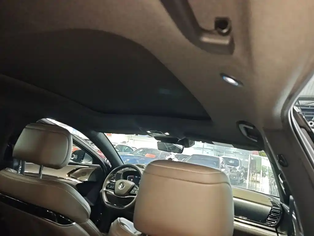 BYD Han — миниатюра 18