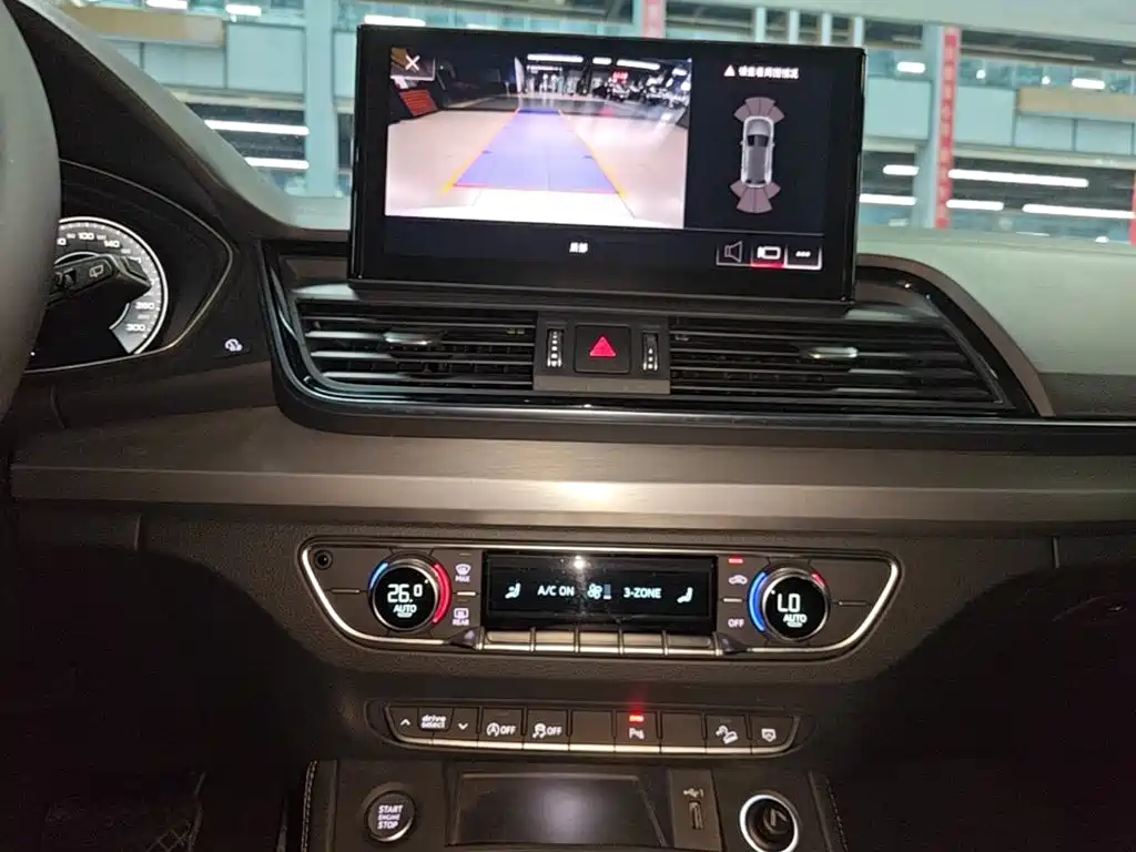 Audi Q5L — миниатюра 13