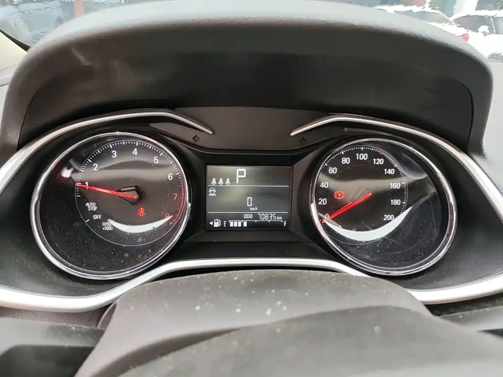 Chevrolet Cavalier — миниатюра 12