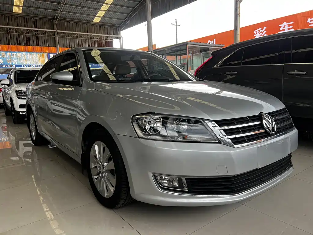Volkswagen Lavida — миниатюра 3