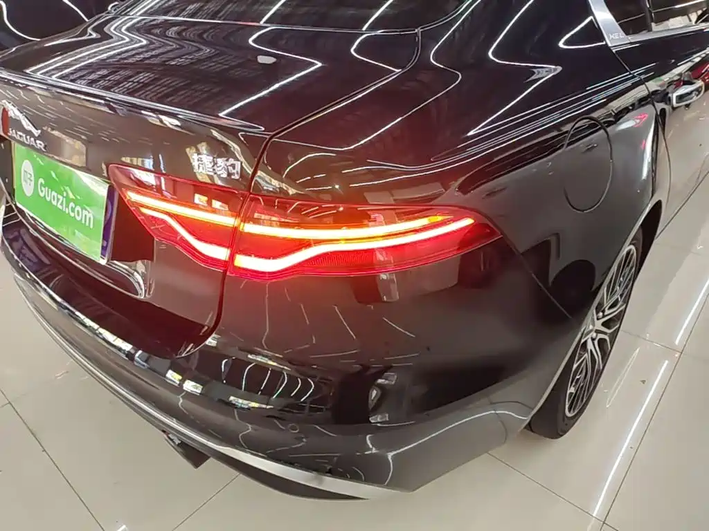 Jaguar XEL — миниатюра 8