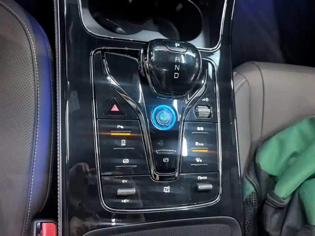 BYD Han — миниатюра 14