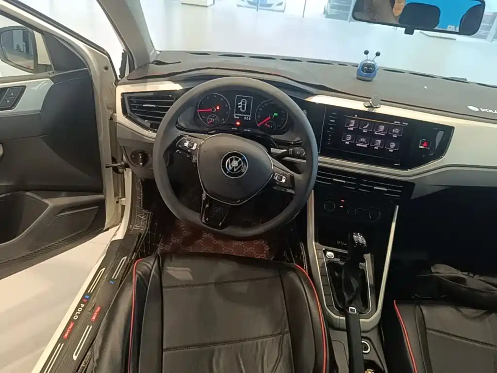 Volkswagen Polo — миниатюра 11