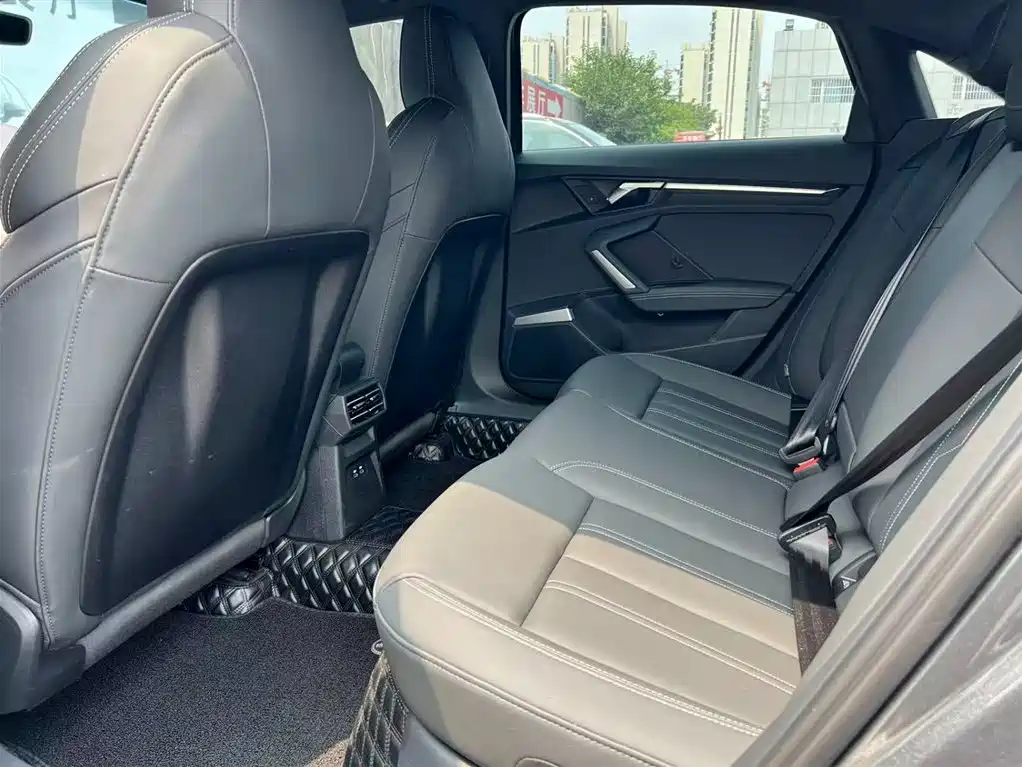 Audi A3 2025 A3L Limousine 35TFSI Enjoy