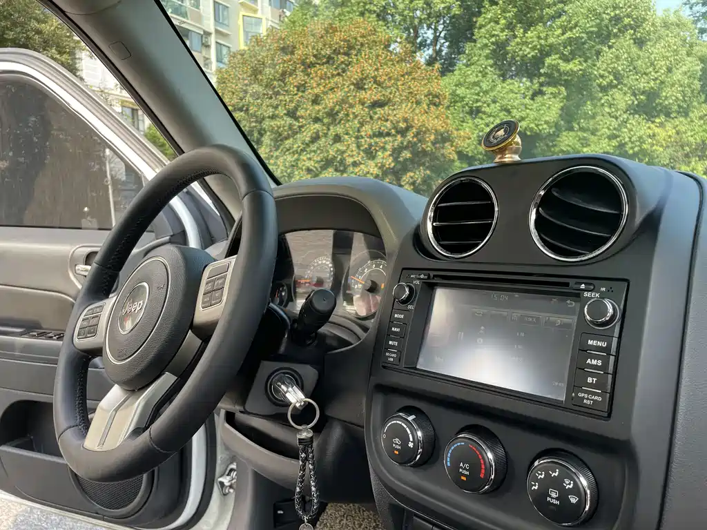 Jeep Patriot — миниатюра 22