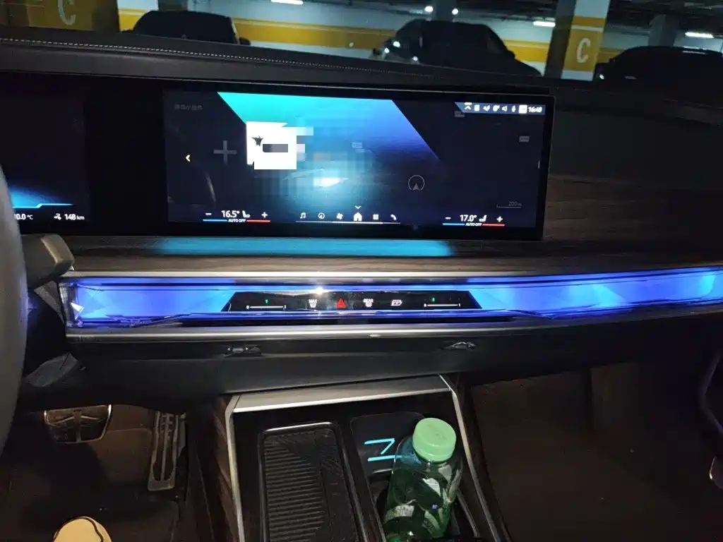 BMW i7 — миниатюра 6