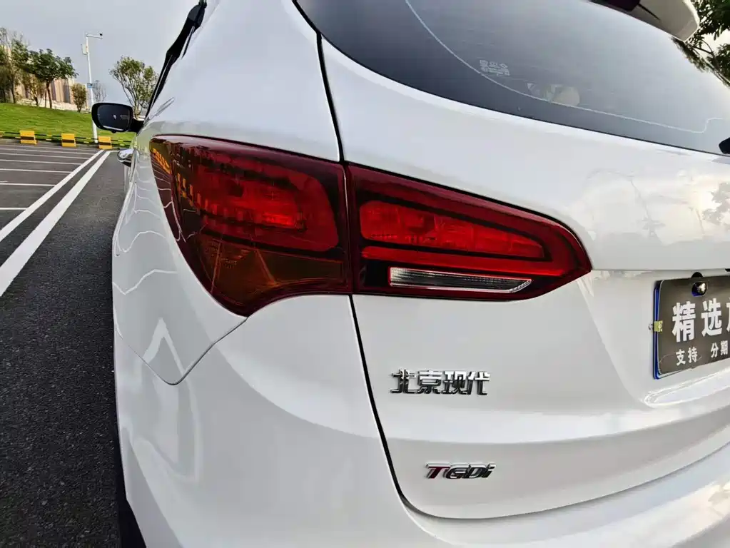 Hyundai Santa Fe — миниатюра 16
