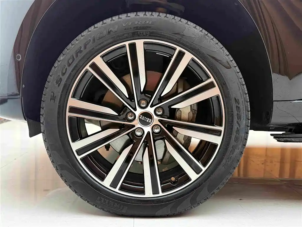 Land Rover Range Rover — миниатюра 20