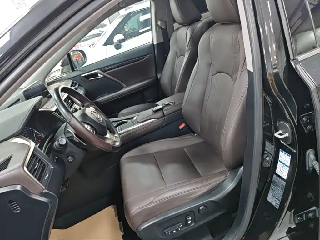 Lexus RX — миниатюра 15