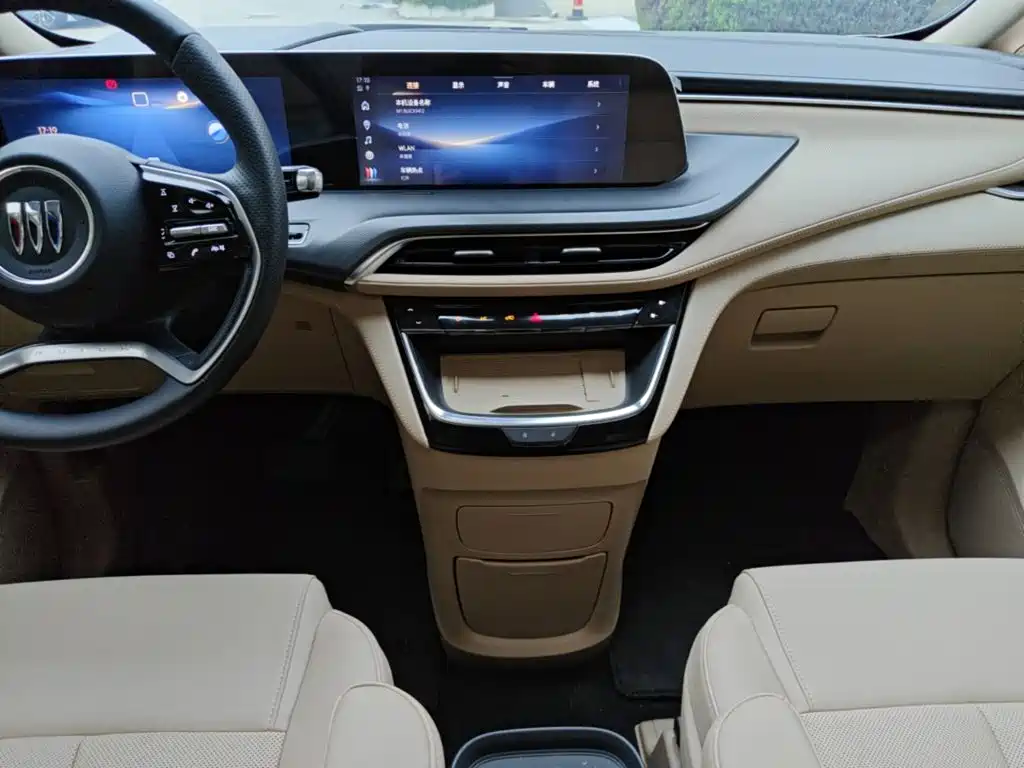 Buick GL8 Hybrid — миниатюра 13