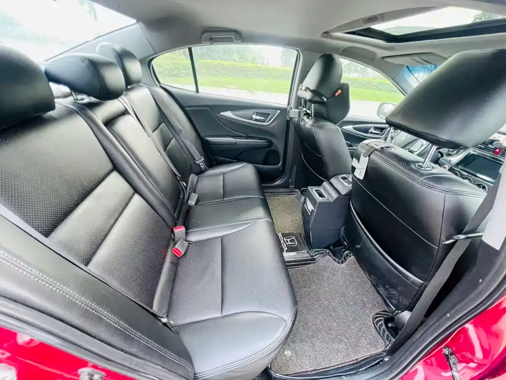 Honda Crider 2016 1.8L CVT Luxury