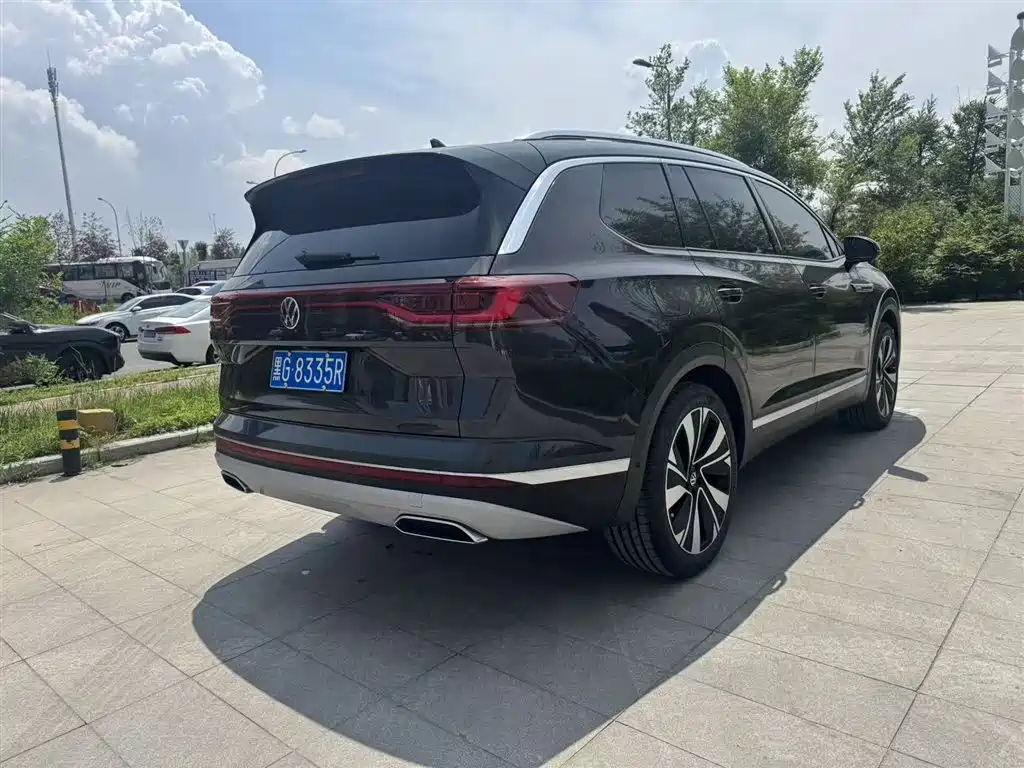 Volkswagen Viloran 2025 380TSI Luxury Pro 6 мест