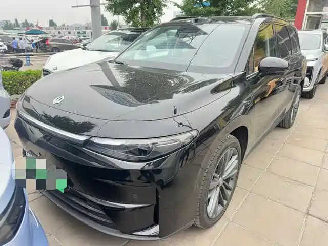2025 Leapmotor C16