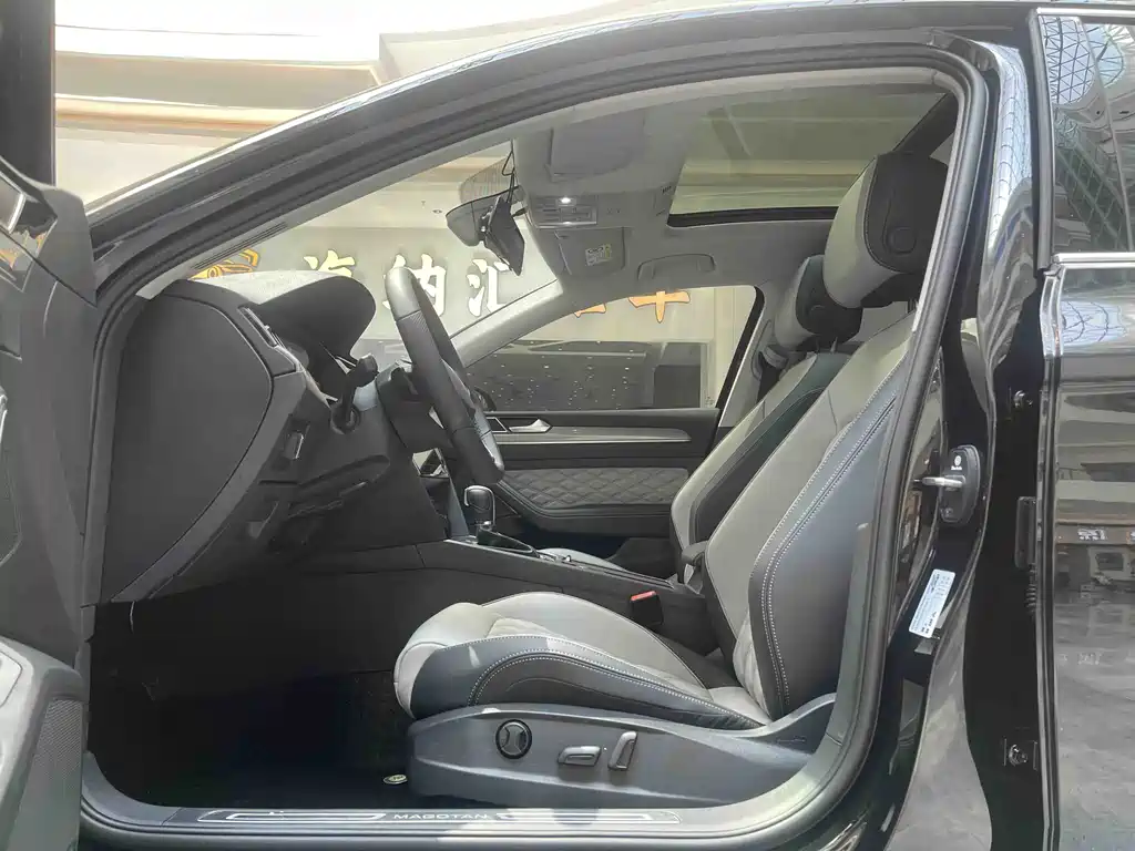 Volkswagen Magotan 2025 280TSI DSG Luxury