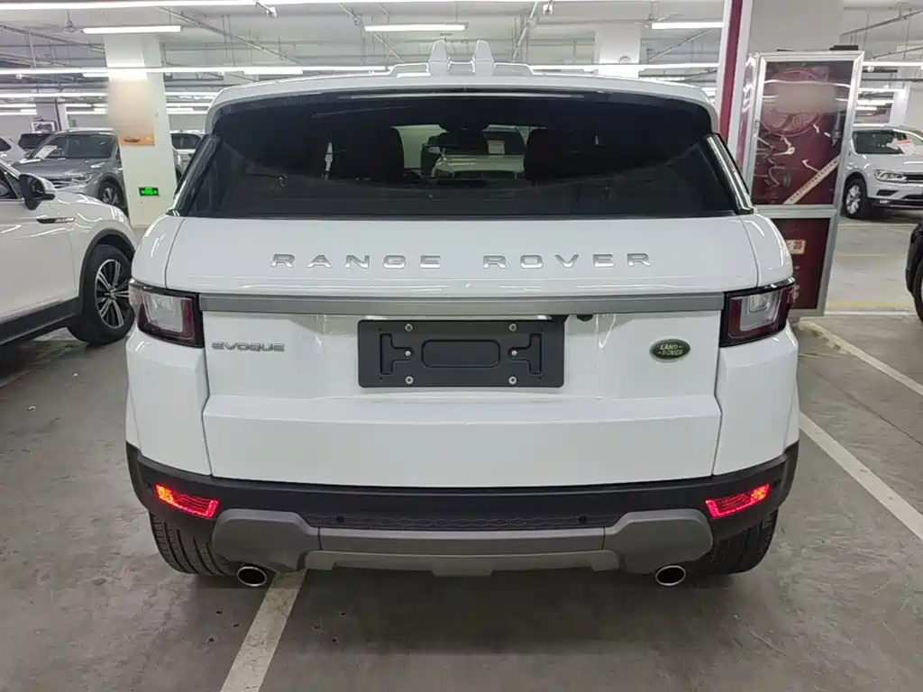 Land Rover Evoque — миниатюра 6