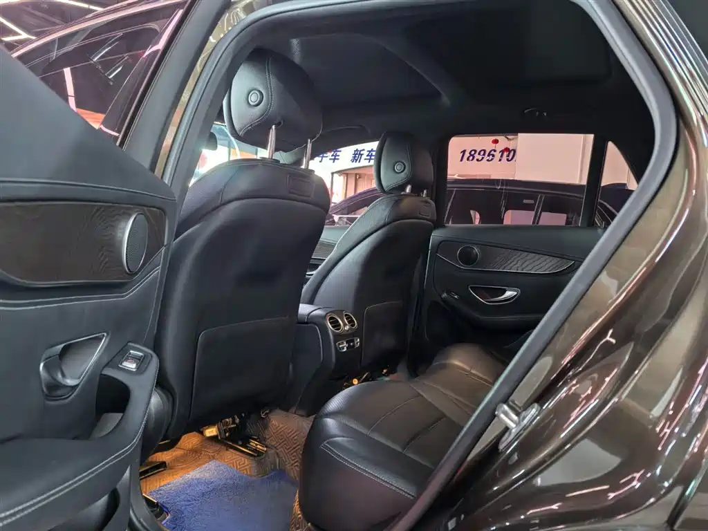 Mercedes-Benz GLC 2017 GLC 300 4MATIC