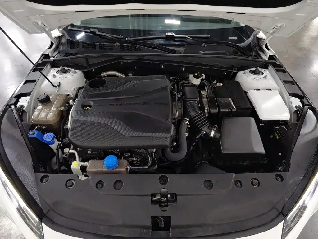 Changan Eado — миниатюра 6