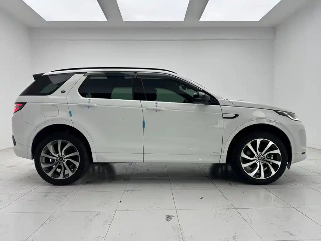 Land Rover Discovery Sport — миниатюра 10