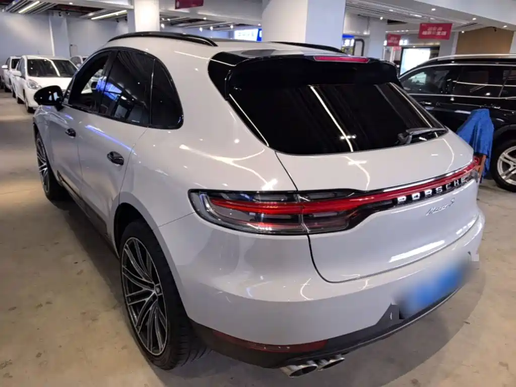 Porsche Macan — миниатюра 5