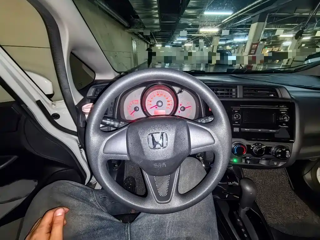 Honda Fit — миниатюра 3