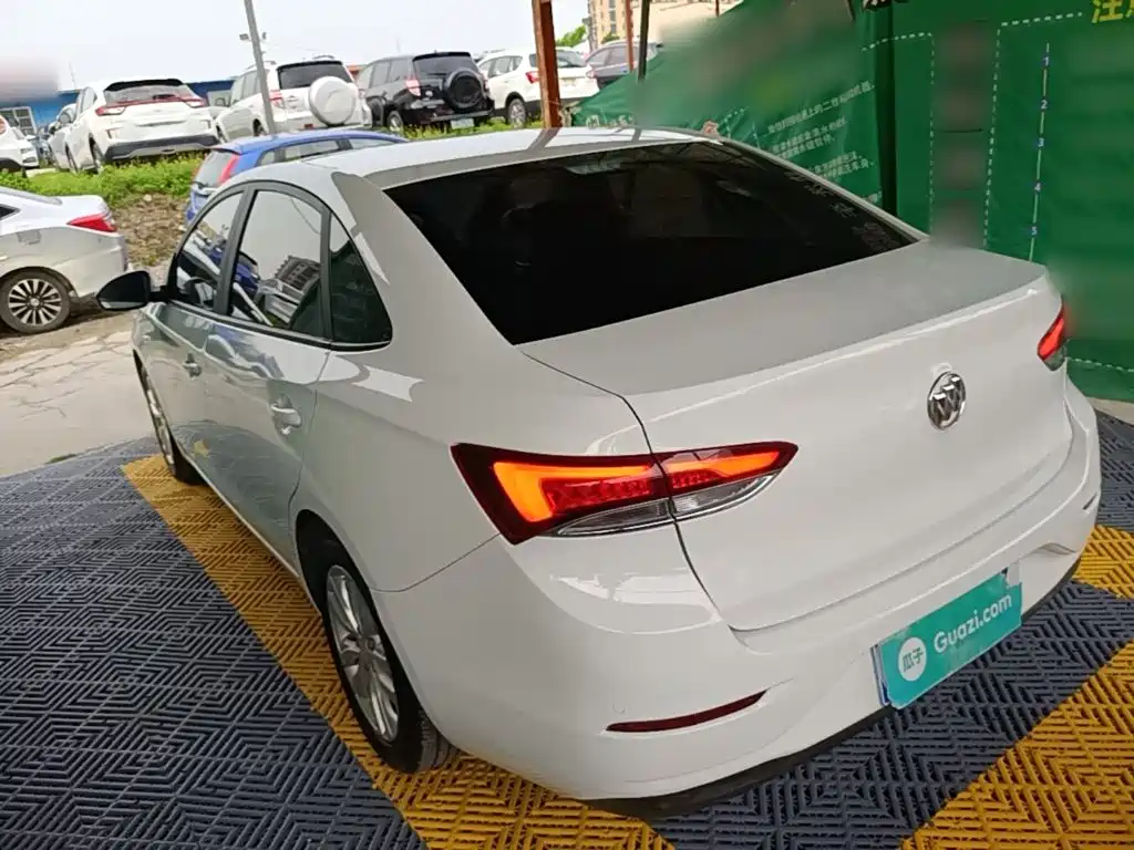 Buick Excelle — миниатюра 5