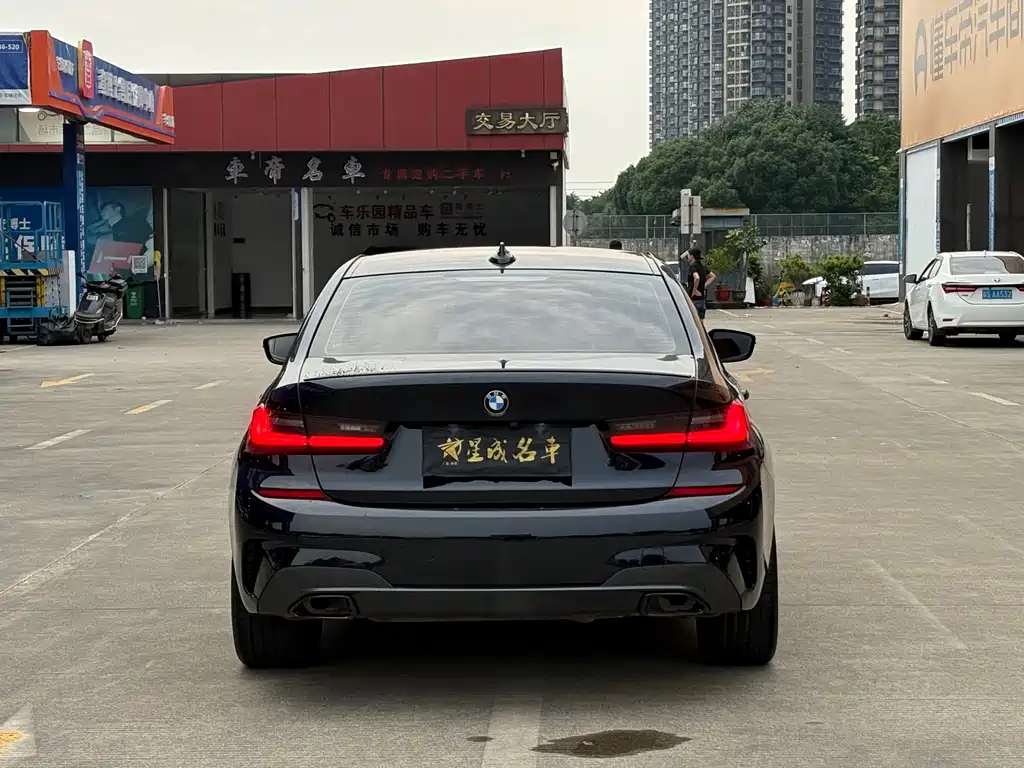 BMW 3 Series — миниатюра 19