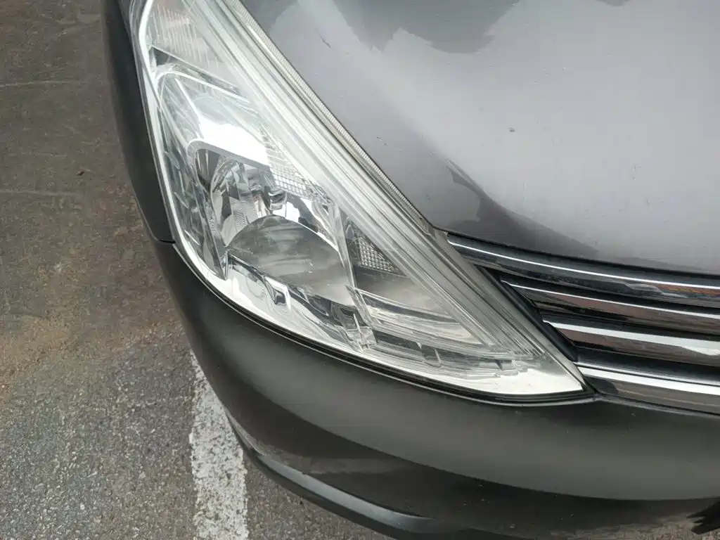 Nissan Livina — миниатюра 14