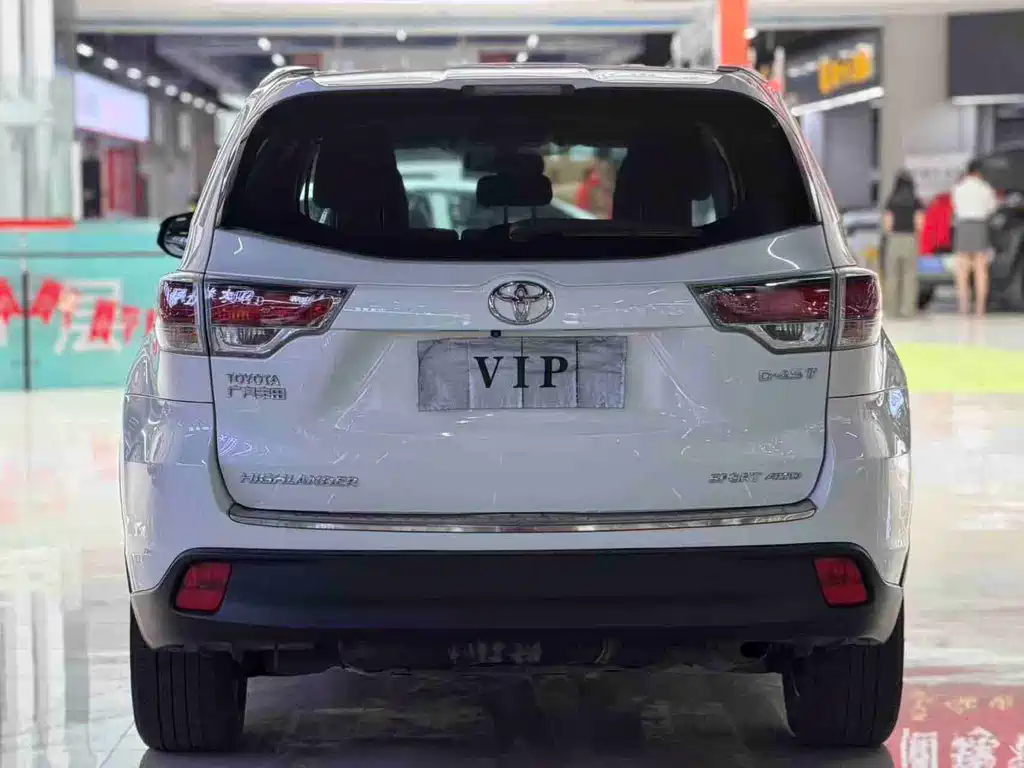 Toyota Highlander — миниатюра 8